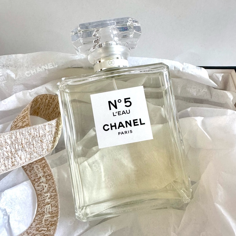 CHANEL No. 5 L'Eau Eau De Toilette Perfume